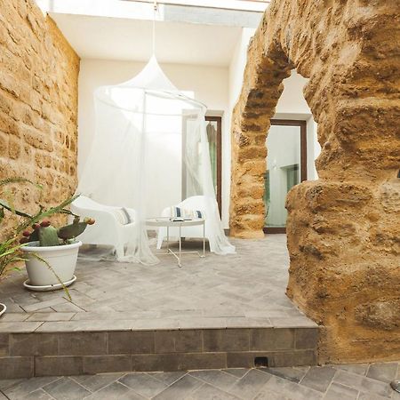 ホテル Cortile Baronello アグリジェント エクステリア 写真